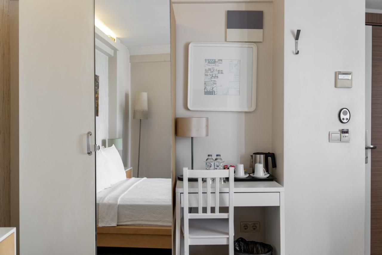 อีลานัซ โฮเต็ล Hotel อิสตันบูล ภายนอก รูปภาพ