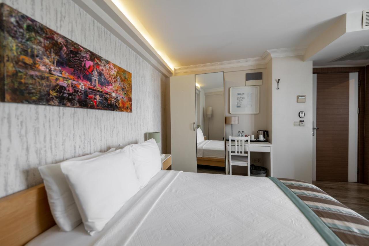 อีลานัซ โฮเต็ล Hotel อิสตันบูล ภายนอก รูปภาพ