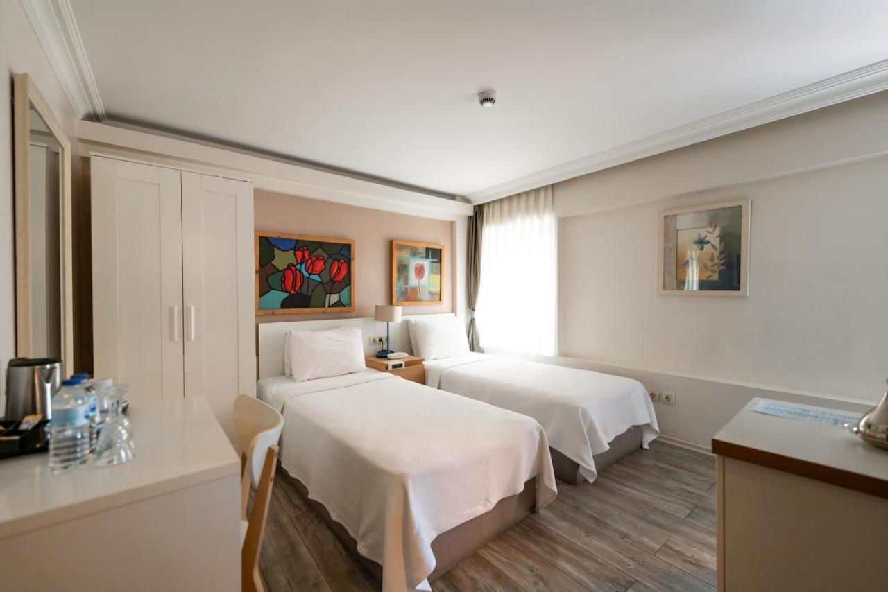 อีลานัซ โฮเต็ล Hotel อิสตันบูล ภายนอก รูปภาพ