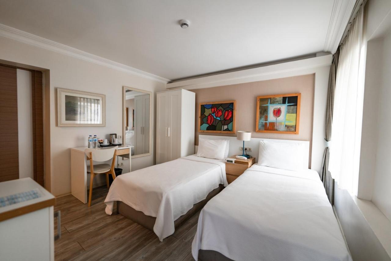 อีลานัซ โฮเต็ล Hotel อิสตันบูล ภายนอก รูปภาพ