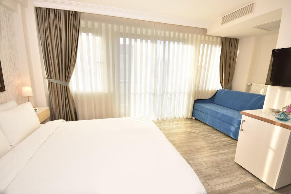 อีลานัซ โฮเต็ล Hotel อิสตันบูล ภายนอก รูปภาพ